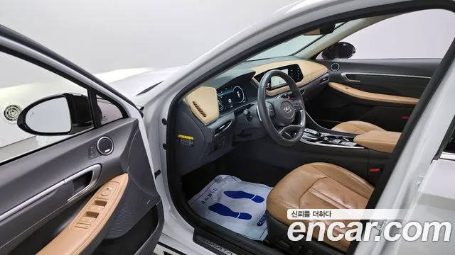 Hyundai Sonata 2020 — фото 10
