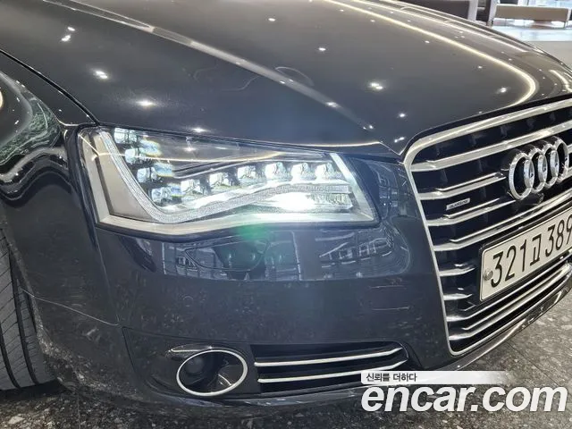 Audi A8 2014 — фото 13
