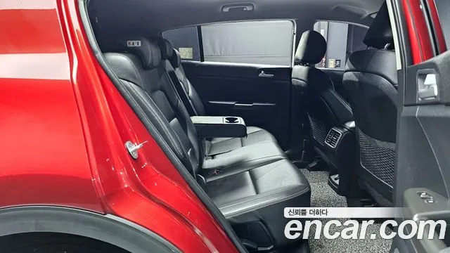Kia Sportage 2019 — фото 12