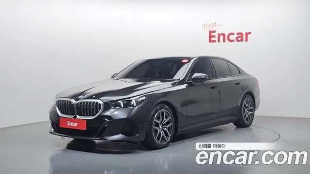 BMW i5