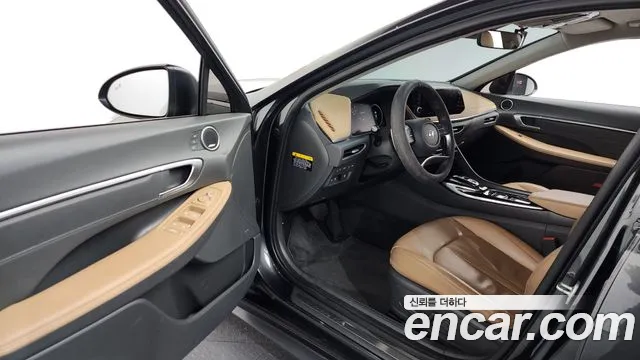 Hyundai Sonata 2020 — фото 10