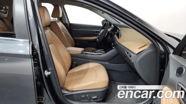 Hyundai Sonata 2020 — фото 11