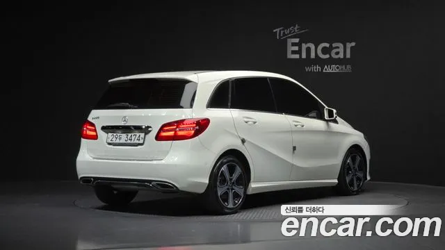Mercedes-Benz B-Class 2018 — фото 2