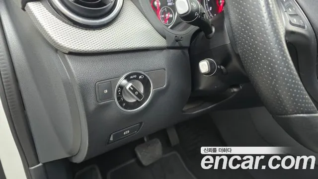 Mercedes-Benz B-Class 2018 — фото 18