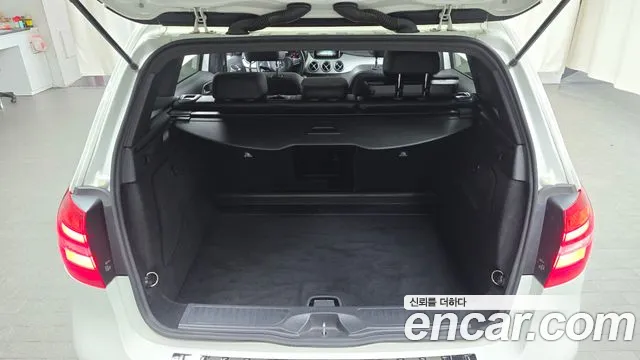 Mercedes-Benz B-Class 2018 — фото 20