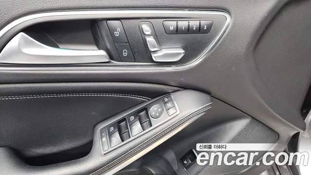 Mercedes-Benz CLA-Class 2017 — фото 18