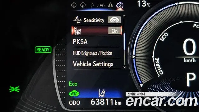 Lexus ES 2019 — фото 16