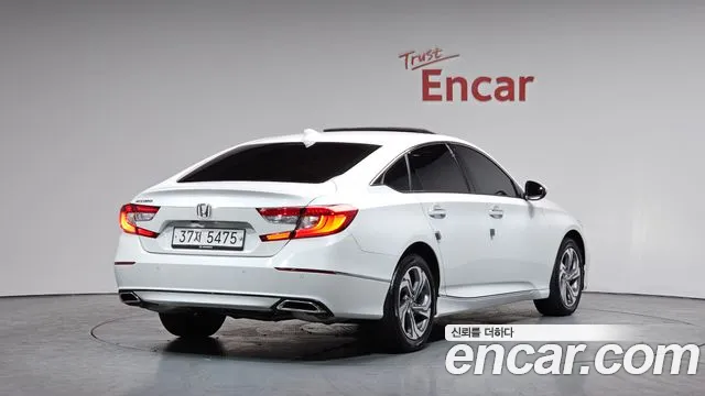 Honda Accord 2019 — фото 2