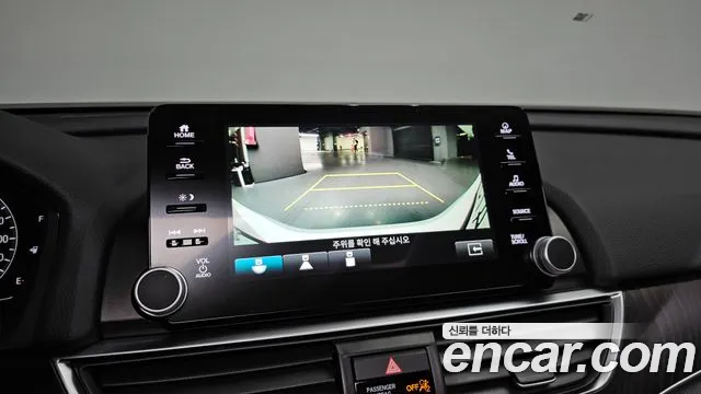Honda Accord 2019 — фото 15