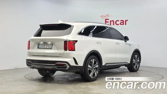 Kia Sorento 2023 — фото 2