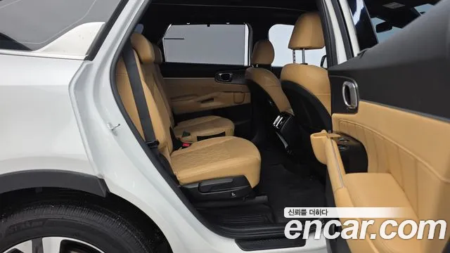 Kia Sorento 2023 — фото 12