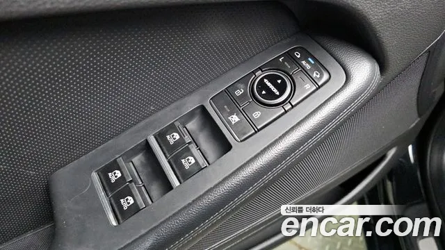 Hyundai Genesis 2015 — фото 13