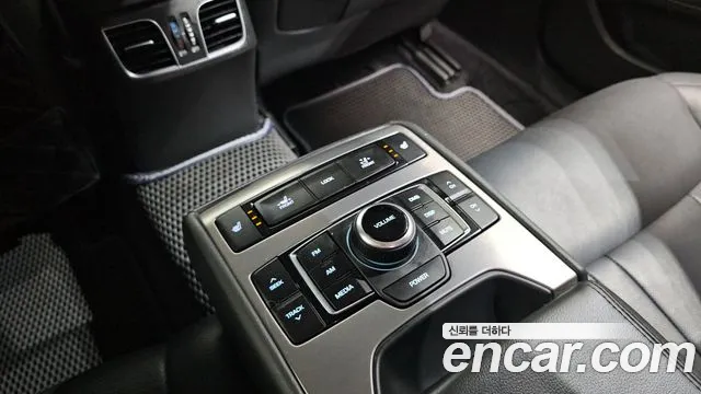 Hyundai Genesis 2015 — фото 20