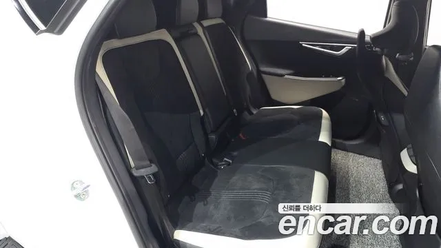 Kia EV6 2022 — фото 12