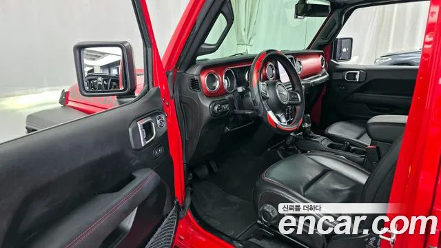 Jeep Wrangler 2021 — фото 10
