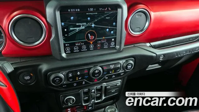 Jeep Wrangler 2021 — фото 14