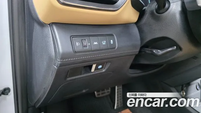 Hyundai Santafe 2021 — фото 18