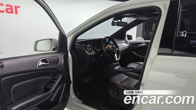 Mercedes-Benz B-Class 2013 — фото 10