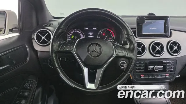 Mercedes-Benz B-Class 2013 — фото 13