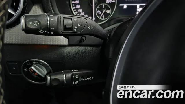 Mercedes-Benz B-Class 2013 — фото 18
