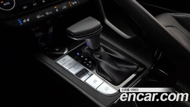 Hyundai AVANTE 2021 — фото 9