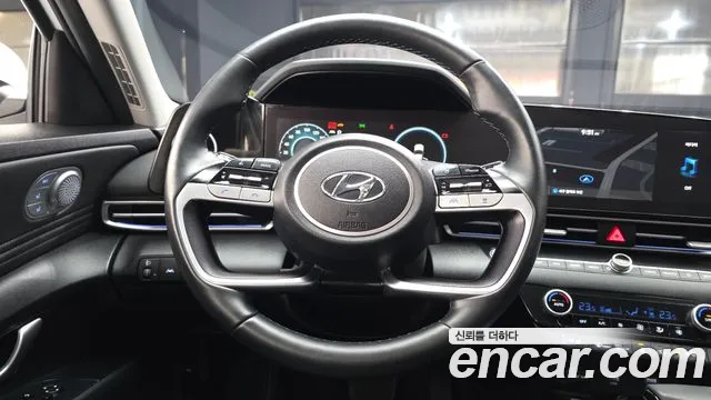 Hyundai AVANTE 2021 — фото 13