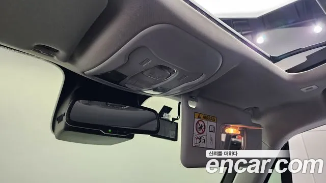 Jeep Renegade 2023 — фото 17