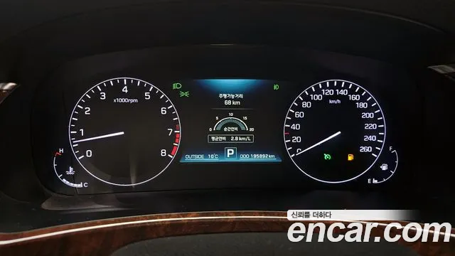 Hyundai Equus 2015 — фото 8