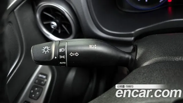 Hyundai Kona 2021 — фото 19