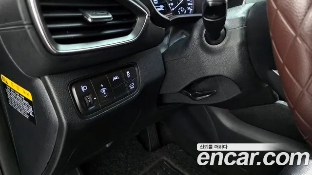 Hyundai Santafe 2019 — фото 16