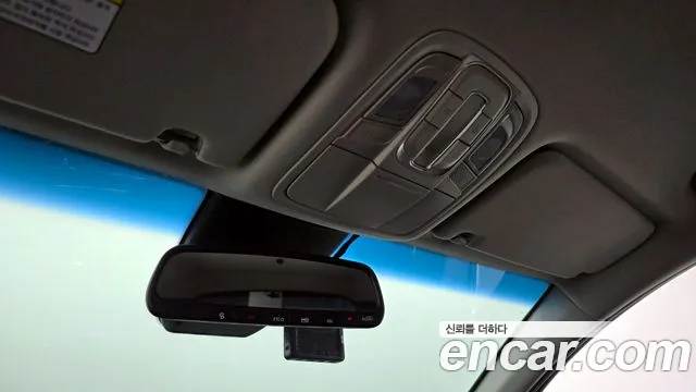 Hyundai Santafe 2019 — фото 19