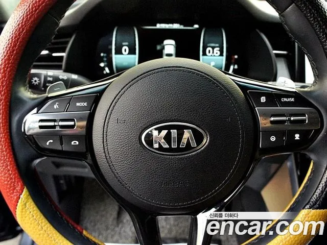 Kia K7 2021 — фото 19