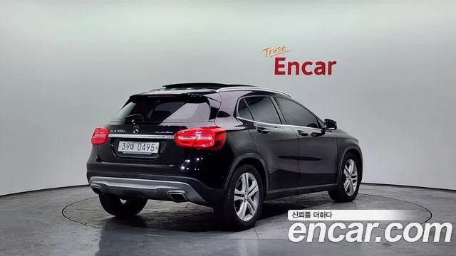 Mercedes-Benz GLA-Class 2016 — фото 2