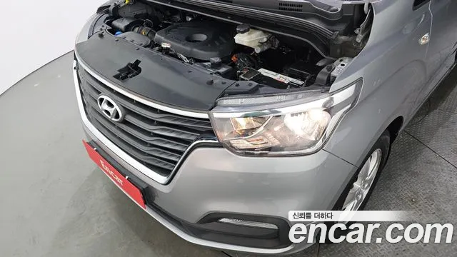 Hyundai Starex 2018 — фото 6