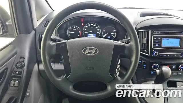 Hyundai Starex 2018 — фото 15