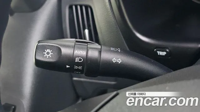 Hyundai Starex 2018 — фото 16