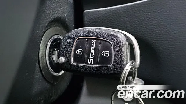 Hyundai Starex 2018 — фото 17