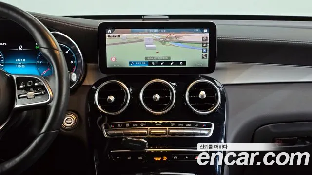 Mercedes-Benz GLC-Class 2021 — фото 14