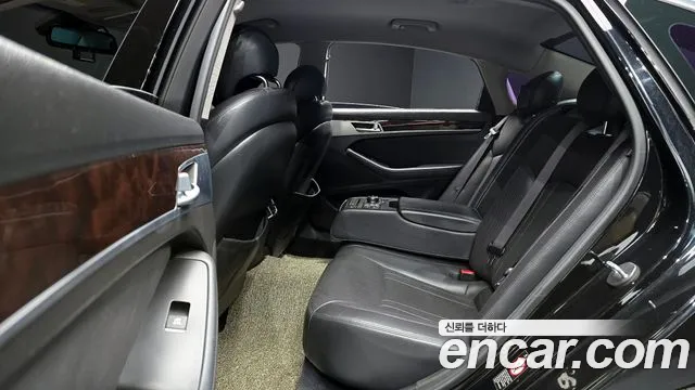 Hyundai Genesis 2015 — фото 12