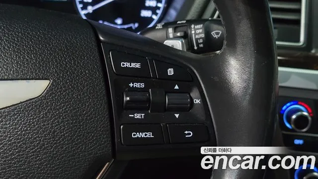 Hyundai Genesis 2015 — фото 15