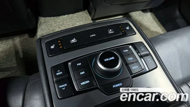 Hyundai Genesis 2015 — фото 20