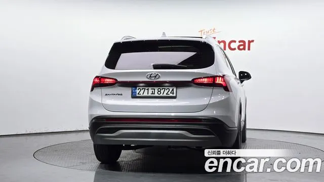 Hyundai Santafe 2022 — фото 4