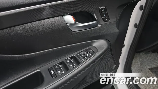 Hyundai Santafe 2022 — фото 17
