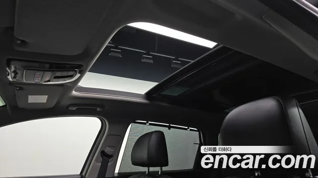 Hyundai Santafe 2022 — фото 19