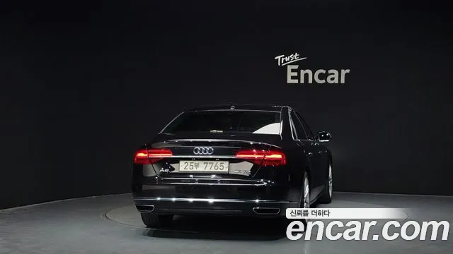 Audi A8 2015 — фото 4