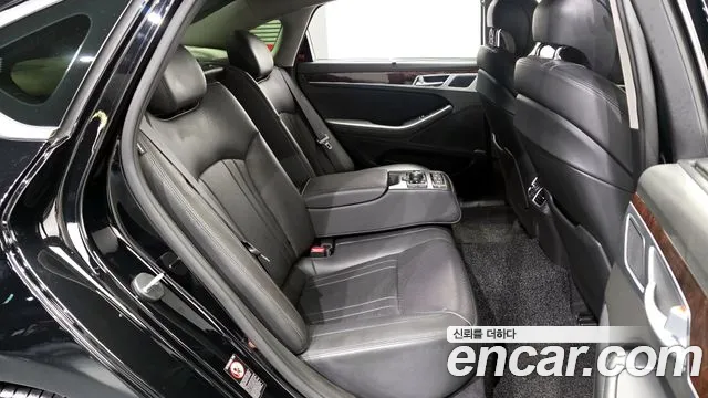 Hyundai Genesis 2016 — фото 12