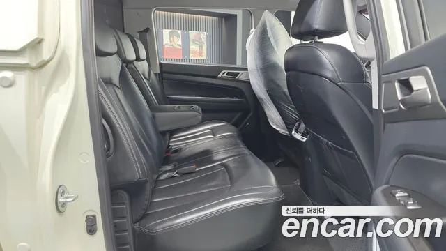 KG_Mobility_Ssangyong Rexton 2018 — фото 12