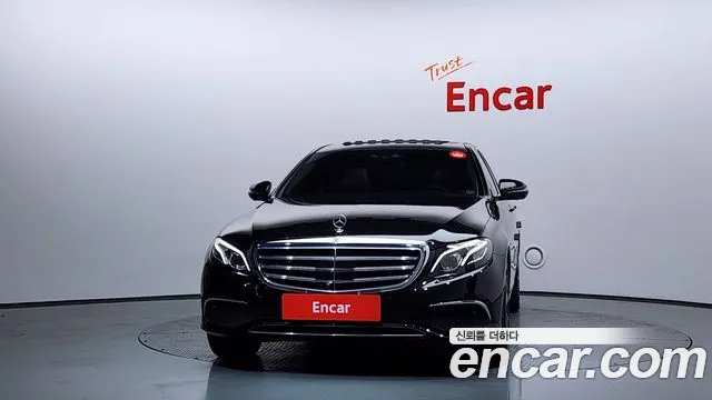 Mercedes-Benz E-Class 2020 — фото 3