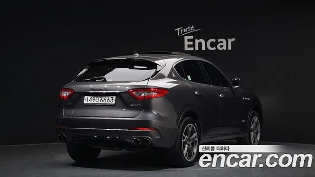 Maserati Levante 2017 — фото 2