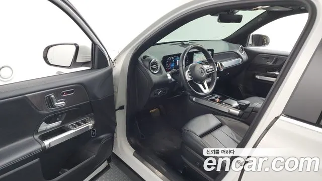 Mercedes-Benz GLB-Class 2021 — фото 10
